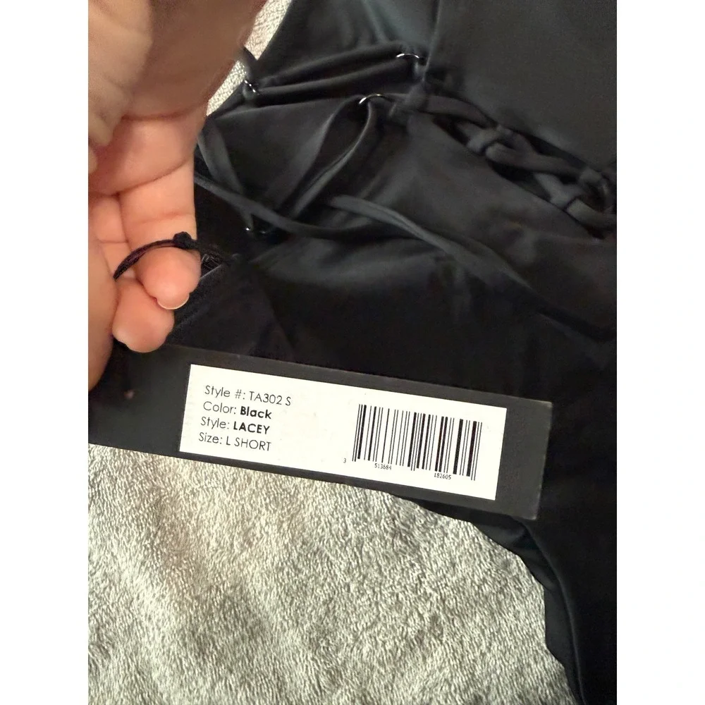NWT TA3 Lacey Black One Piece Swimsuit Contour Size Large Short Beach Sexy - Picture 4 of 8